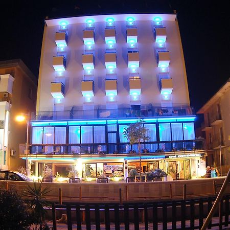 בלריה-איגאה מרינה Hotel Continental מראה חיצוני תמונה