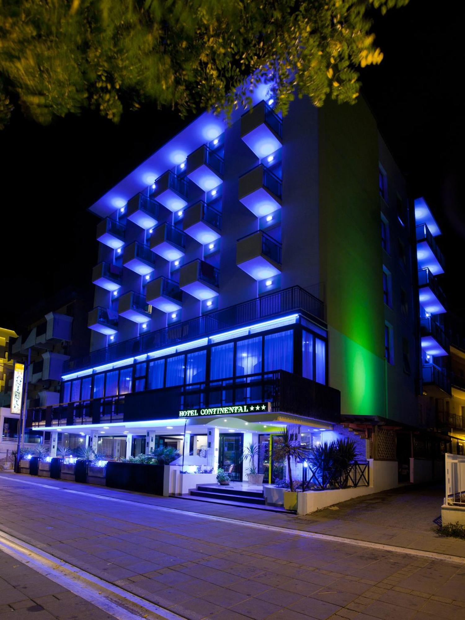 בלריה-איגאה מרינה Hotel Continental מראה חיצוני תמונה